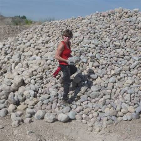 rock picking for engraving rocks